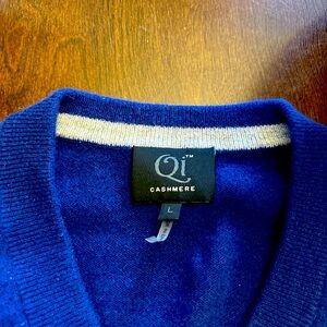 Qi Cashmere sweater